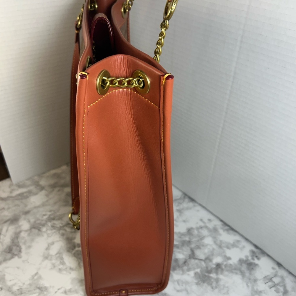 Coach Old Rose/Beige Signature Cashin Chain Tote - Picture 8 of 13